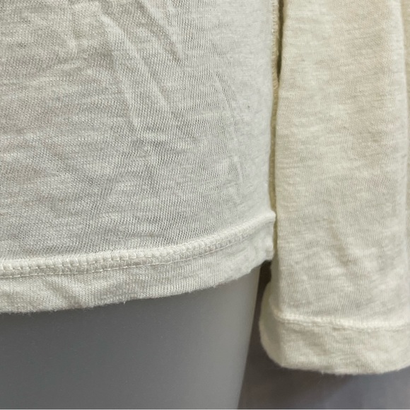 Y2K Aeropostale Cream Top with Blue Floral Accents Shimmer Rough Raw Hem M Med - Picture 4 of 5